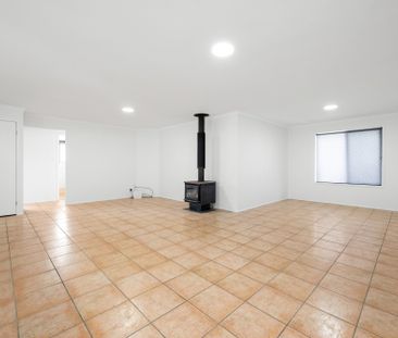 166 Hammersmith Street, Coopers Plains QLD 4108 - House For Rent | ... - Photo 5