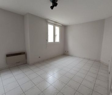 Appartement à louer, 1 pièce - Angers 49000 - Photo 1