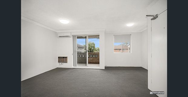 Convenient Living in the Heart of Penrith - Photo 1