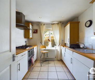 2 bedroom apartment to rent - Photo 2