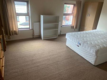 Flat 2, 27 Meadowbank Street - Photo 2