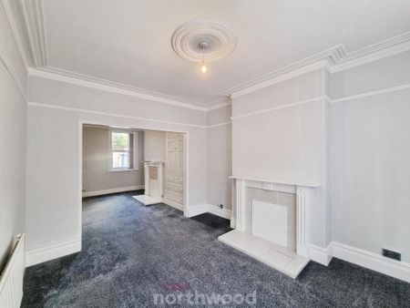 2 bedroom terraced house to rent - Photo 2
