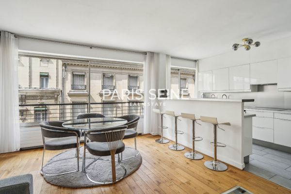 Appartement à louer à Paris 8Ème - Photo 1