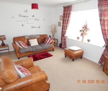 Forest View, Redditch - Photo 3