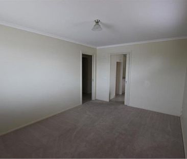 TWO BEDROOM TOWNHOUSE - Photo 5