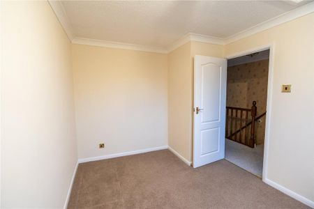 4 bedroom detached house to rent - Photo 3