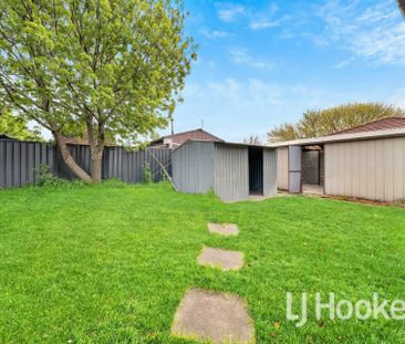 Welcome to 16 Eastern Street, a beautifully renovated family home. - Photo 4