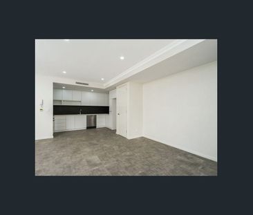 Spacious High Quality Ground Floor Apartment - Photo 4
