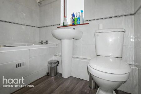 3 bedroom terraced house to rent - Photo 2