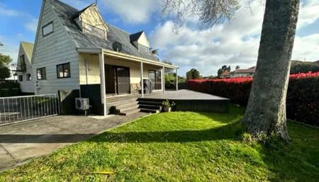 WOW! CHECK ME OUT! - Photo 5