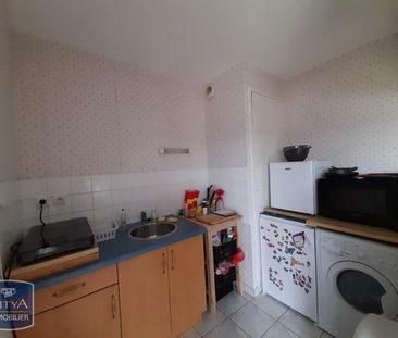 Location Appartement 1 pièce 28m² LAVAL 53000 - Photo 2