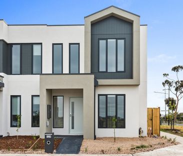 129 Lakeridge Dr, Wollert, Vic 3750 - Photo 1