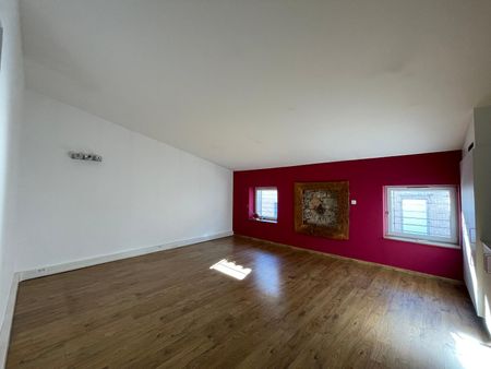 Location Appartement 2 pièces 59m² ST MAXIMIN LA STE BAUME 83470 - Photo 3