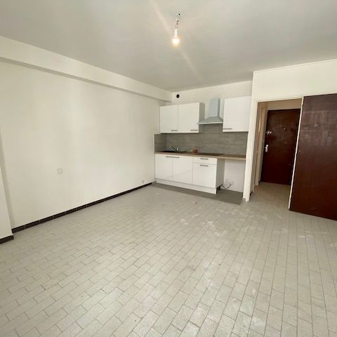 Location Appartement 1 pièce 26m² - Photo 1