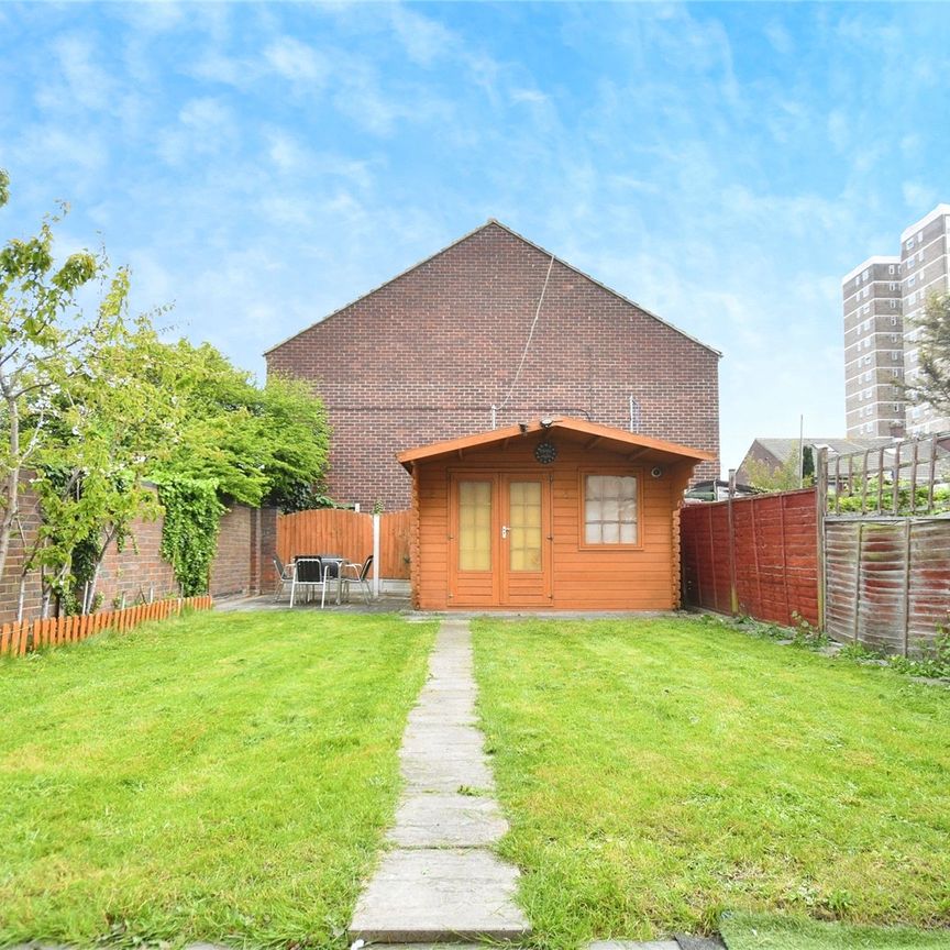 3 bedroom house to rent - Photo 1