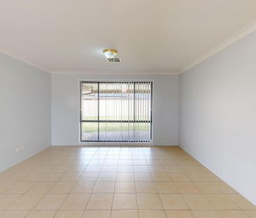 4 Greenwood Grove, Rutherford NSW 2320 - Photo 2