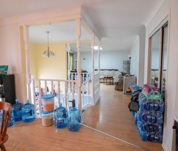 Spacious 3 Bedroom Main Unit in Thorold! - Photo 5