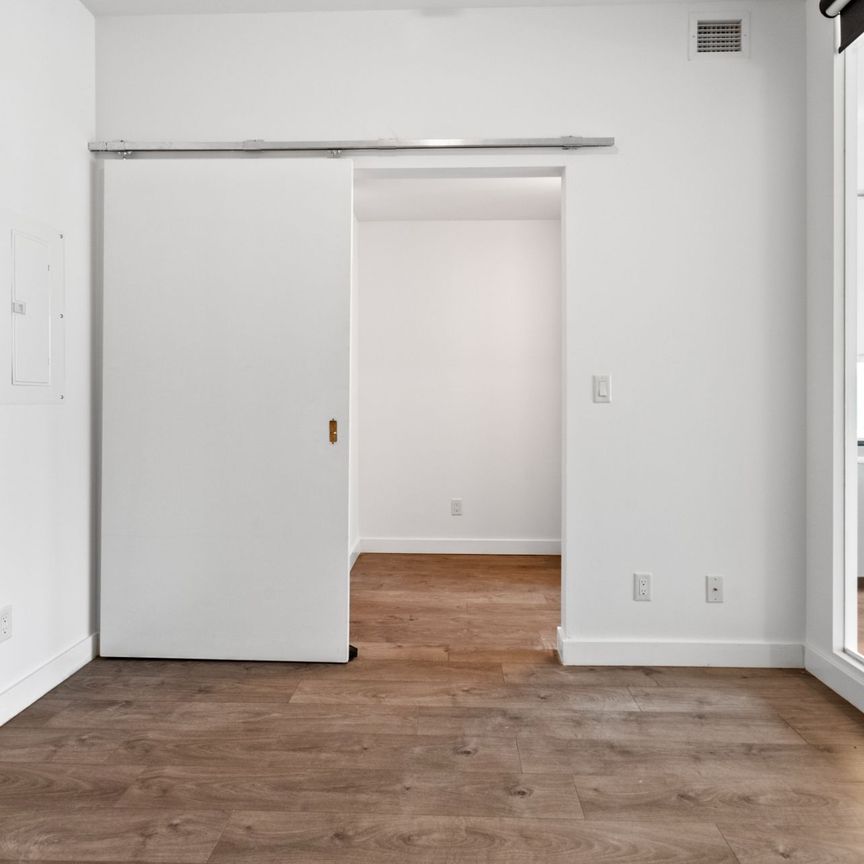 For Lease - 109 Vaughan Road Unit# 207, Toronto, Ontario - Photo 1
