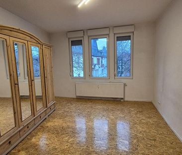 Gepflegte & ruhige 3,5-ZKB-Wohnung mit großem Balkon – ca. 105 m² –... - Photo 5