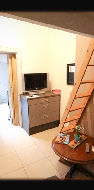 Studio Gelijkvloers Achteraan — Vijf­wind­ga­ten­straat - Foto 1