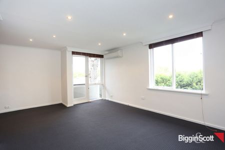 15/10 Cromwell Rd, South Yarra VIC 3141 - Apartment For Rent | Domain - Photo 4