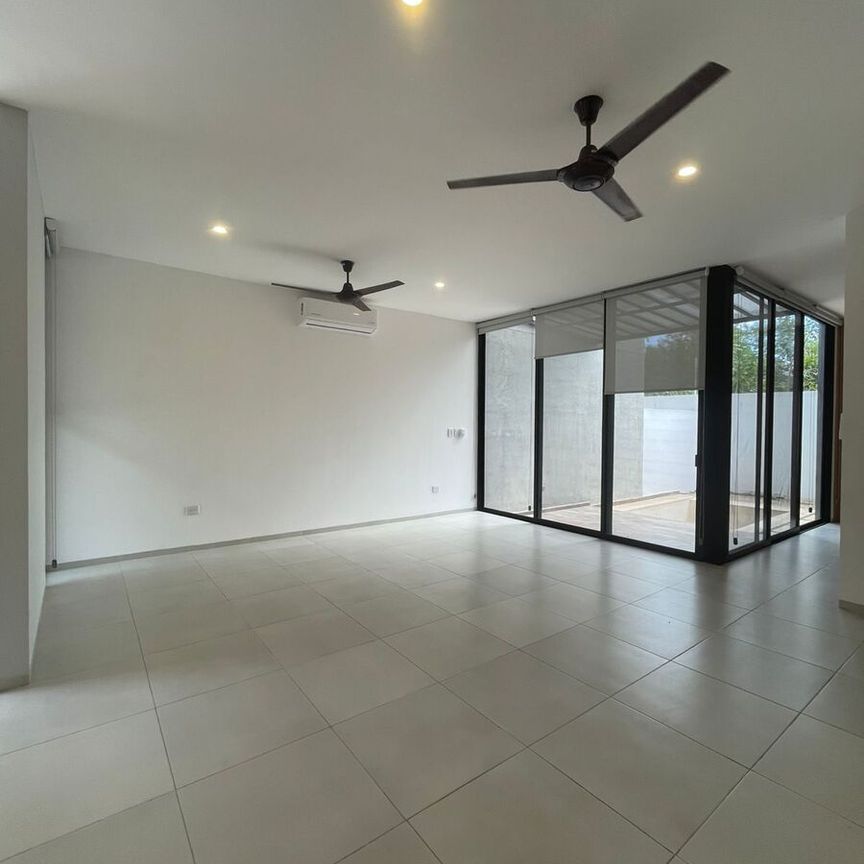 Townhouse en Renta en Temozón Norte, Mérida - Photo 1