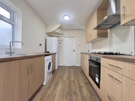 Craig Drive, Uxbridge, UB8 - Photo 3