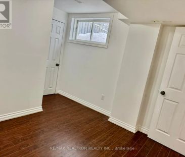 158 STAVE CRESCENT - Photo 1