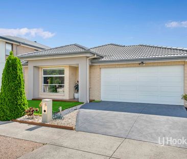 Located in the Saltwater Coast Estate! APPLICATIONS NOW OPEN - Photo 1