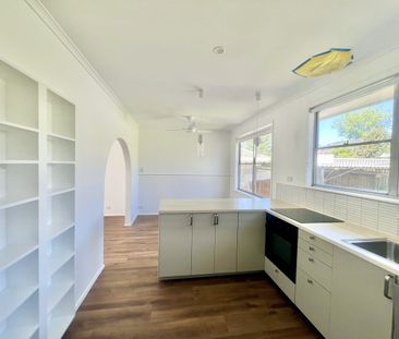 THREE BEDROOM HOUSE - Photo 6