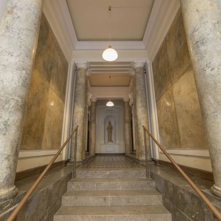 Außergewöhnliche 1,5 Zimmer DG-Wohnung mit Terrasse in 1030 - ZU VERMIETEN! - Photo 1