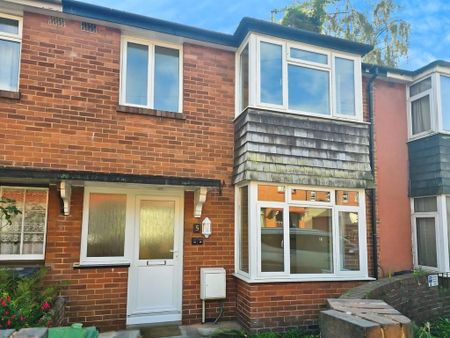 3 bedroom terraced house to rent - Photo 4
