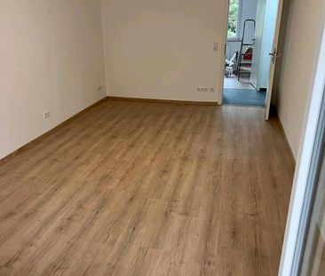 Kernsanierte 2-Zimmer-Wohnung in Top-Lage - Erstbezug ab 01.11.25 - Photo 1