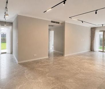 Apartament - 3 camere, 214 mp | Prima închiriere - Fotografie 6
