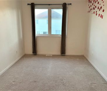 For Lease - 39 DUNDALK Private, Barrhaven, Ontario - Photo 6