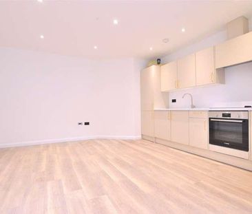 London Road, Redhill, Surrey, RH1 - Photo 4