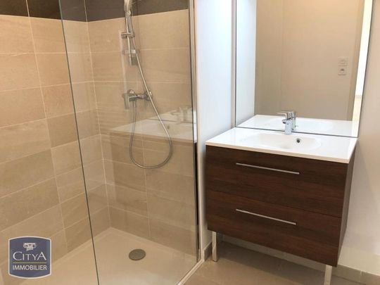 Location Appartement 2 pièces 53m² ST RAPHAEL 83700 - Photo 1