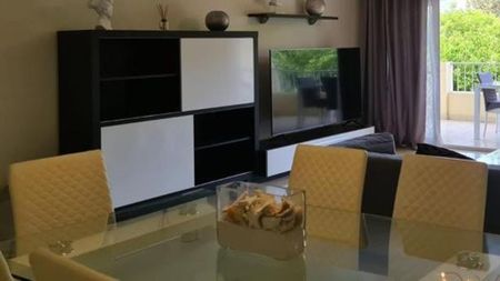 Luxury Apartment for rent in Nueva Andalucia, Spain - Photo 3