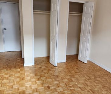 One Bedroom - Photo 6
