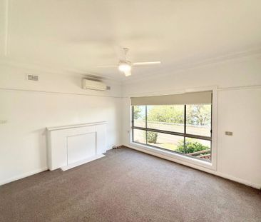 296 The Esplanade, Speers Point - Photo 5