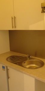 Location Appartement 1 pièce 24m² BORDEAUX 33000 - Photo 4