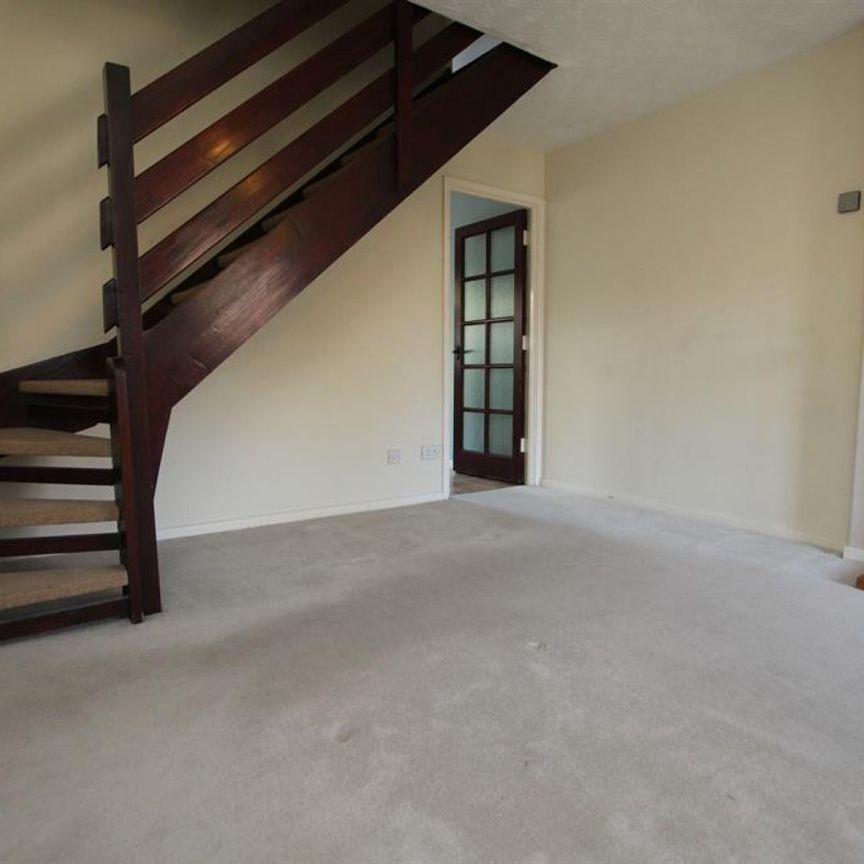 2 bedroom House To Let - Photo 1