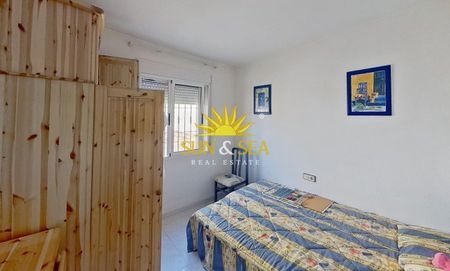 3-BEDROOM VILLA IN ORIHUELA COSTA - Foto 4