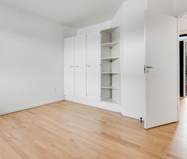 Flot renoveret lejlighed med altan - Foto 4