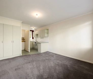 2/14 Yarraford Avenue, Alphington VIC 3078 - Studio For Rent | Domain - Photo 2