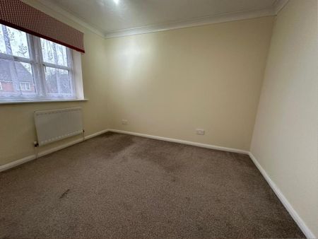 3 bedroom detached house to rent - Photo 2