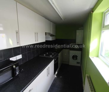 Frederick Grove, Lenton - Photo 3