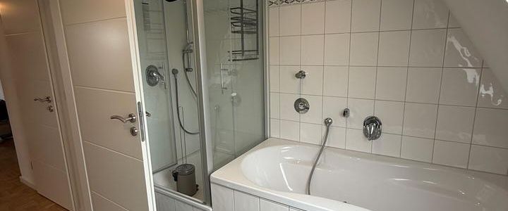 Charmanter Altbau-Traum im Herzen des Kreuzviertels – 3,5 Zimmer - Photo 1
