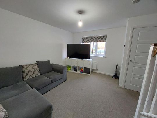 2 bedroom terraced house to rent - Photo 1