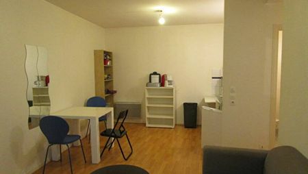 Appartement de type F2 meublé à louer à METZ - Photo 4